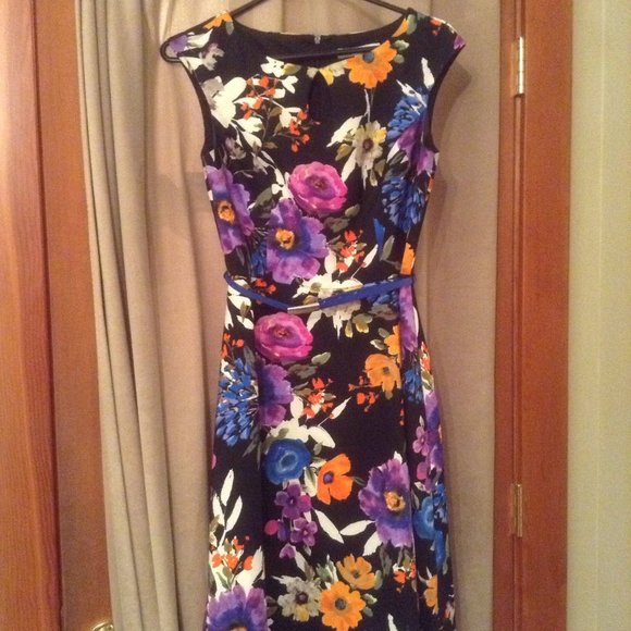 dress floral fit and flare retro keyhole 2 petite - Picture 1 of 2